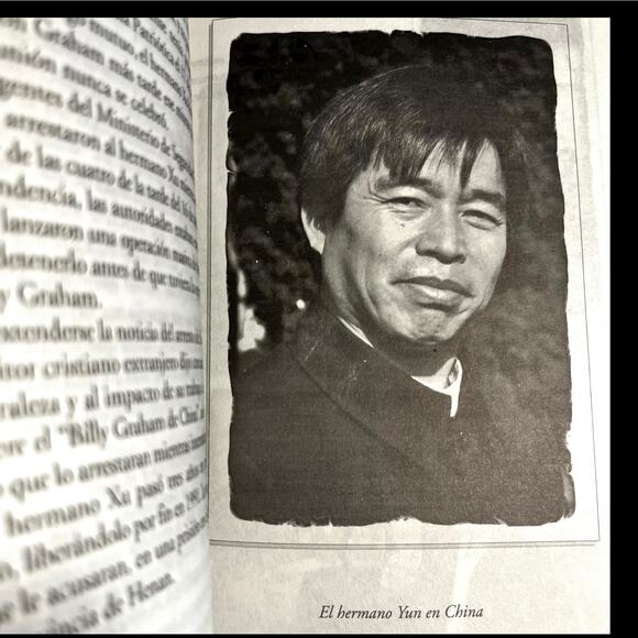 Spanish Edition: The Heavenly Man Brother Yun with Paul Hattaway Christianity - Picture 8 of 8